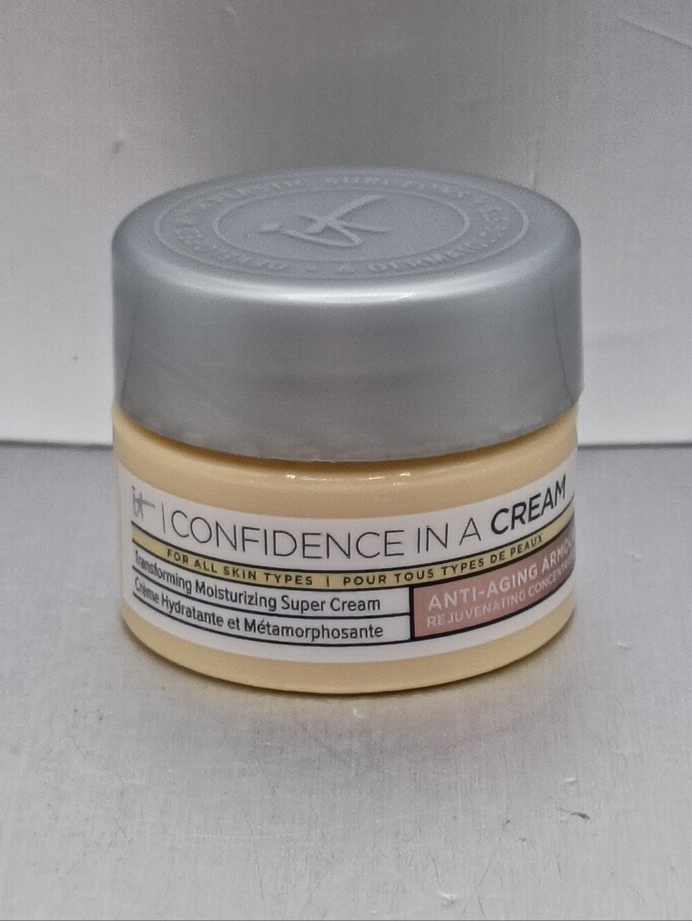 5 For $25 Item🌸 It Cosmetics Confidence In A Cream